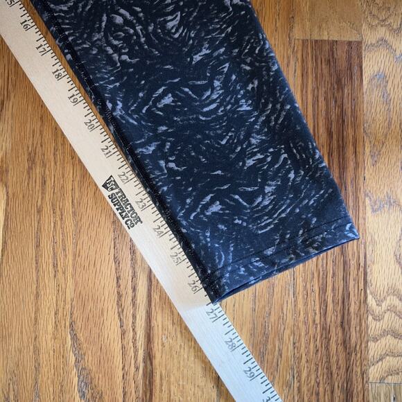 Tuff Athletics Women's Gray Print Grey Leggings Yoga Pants Size XL - Picture 7 of 10